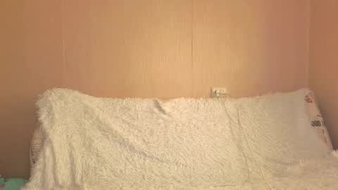 Snapshot of miss_sweetbb chatting on November 16, 5:46 am Bella online show from November 16, 5:46 am