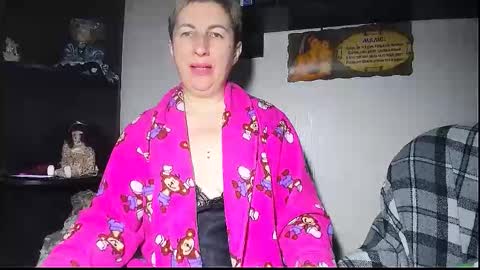 Snapshot of miss_tasha_kom chatting on October 19, 3:40 am miss_tasha_kom online show from October 19, 3:40 am