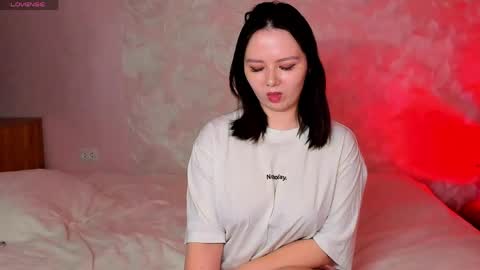 Snapshot of miss_teasee chatting on April 16, 10:05 am JULIE online show from April 16, 10:05 am