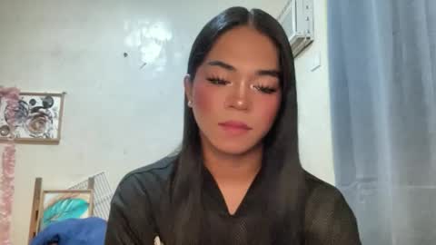 miss_veron_xoxo online show from April 15, 6:42 am