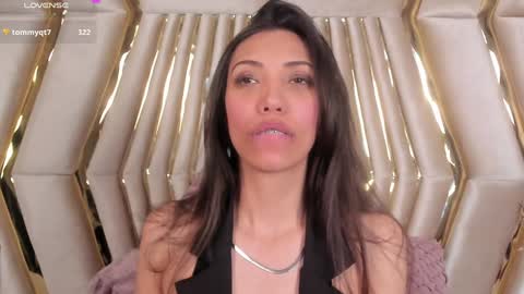Snapshot of miss_veronicaa chatting on December 23, 8:57 pm Veronica summer 7AM to 1500 PM hour GMT-5 online show from December 23, 8:57 pm