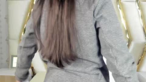 Snapshot of miss_veronicaa chatting on January 2, 11:41 am Veronica summer 7AM to 1500 PM hour GMT-5 online show from January 2, 11:41 am