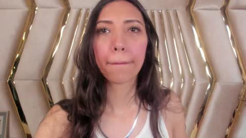 Snapshot of miss_veronicaa chatting on January 6, 1:41 pm Veronica summer 7AM to 1500 PM hour GMT-5 online show from January 6, 1:41 pm