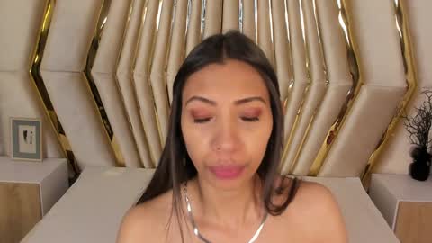 Snapshot of miss_veronicaa chatting on January 16, 11:37 am Veronica summer 7AM to 1500 PM hour GMT-5 online show from January 16, 11:37 am