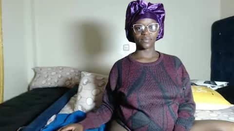 Snapshot of miss_wetcherry chatting on May 1, 12:48 am Cherie Independent model online show from May 1, 12:48 am