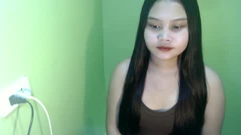 Snapshot of miss_yannax chatting on July 8, 1:37 pm yanna online show from July 8, 1:37 pm