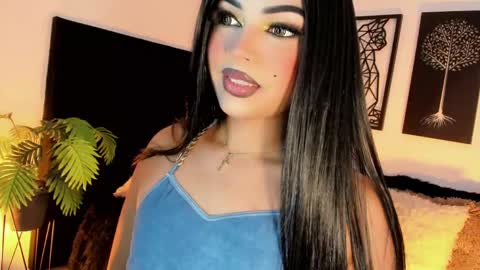 miss_zz online show from October 3, 5:32 pm