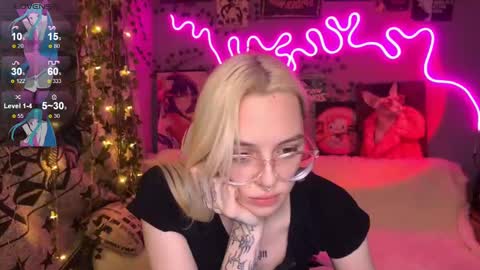 Snapshot of missa__amane chatting on December 9, 8:44 pm Misa online show from December 9, 8:44 pm