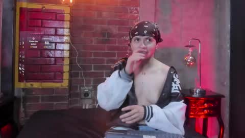 Miguel online show from April 10, 8:46 pm