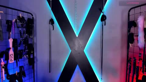 Miss Alix and Mia Slave online show from December 17, 10:43 am