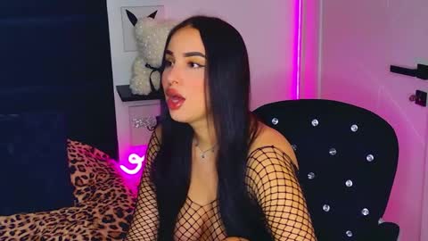 Amelia online show from March 31, 4:51 pm