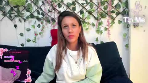 Snapshot of missangel_8 chatting on December 17, 6:08 am Missangel 8 online show from December 17, 6:08 am