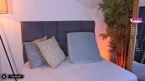 Laura online show from February 4, 1:50 pm