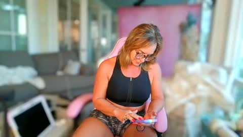 MissBehavinxoxo online show from October 22, 12:16 pm