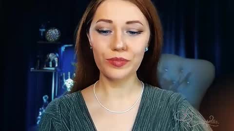 The divine Beverly online show from April 22, 6:42 pm