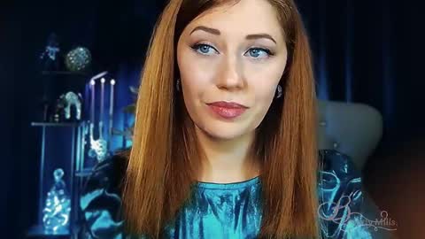 The divine Beverly online show from April 23, 1:24 pm