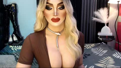 PRIESTESS CHANNEL online show from March 11, 12:44 am