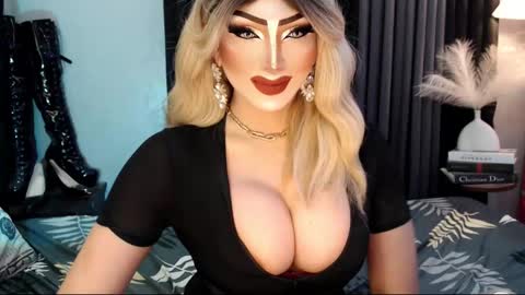 PRIESTESS CHANNEL online show from September 28, 8:36 pm