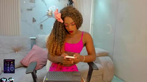 misscheelsee_as online show from January 13, 1:22 am