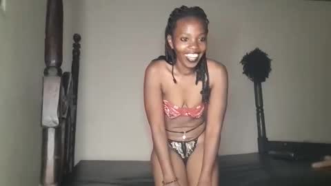 Snapshot of misscurvy111 chatting on November 7, 6:35 am Bash online show from November 7, 6:35 am