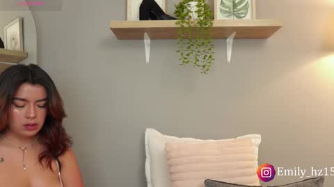 Yuliana online show from November 27, 9:11 am