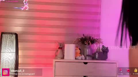 Snapshot of missesmeralda chatting on June 26, 11:09 pm Julieta Arboleda but i like call me esme online show from June 26, 11:09 pm
