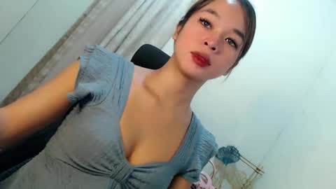 missfantasia online show from January 13, 9:36 am