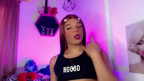 Fer online show from April 8, 8:53 pm