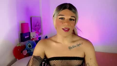 Fer online show from May 15, 11:12 pm