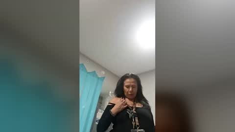 missfuentes55 online show from May 13, 6:44 am