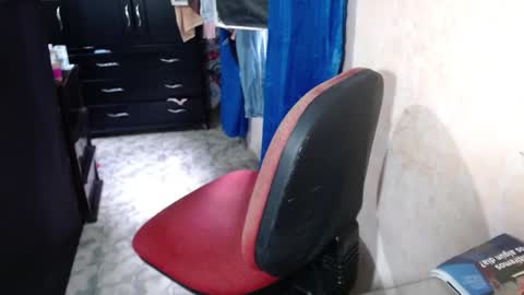 Snapshot of missgomezz_ chatting on September 26, 12:53 pm Maria Gomezz online show from September 26, 12:53 pm
