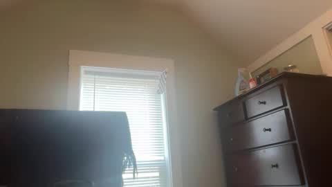 misshoneybadger333 online show from January 10, 7:59 pm