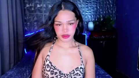 im your queen steffie online show from June 4, 11:27 am
