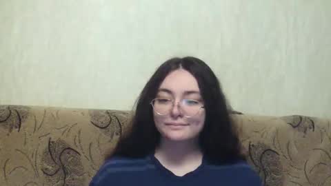 missis mona online show from March 1, 7:05 pm