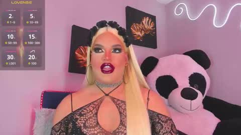 kassandra lazcano online show from September 19, 2:02 am