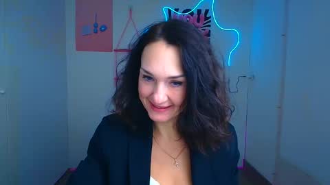 Snapshot of misskristyyy chatting on February 11, 12:10 pm Christina online show from February 11, 12:10 pm