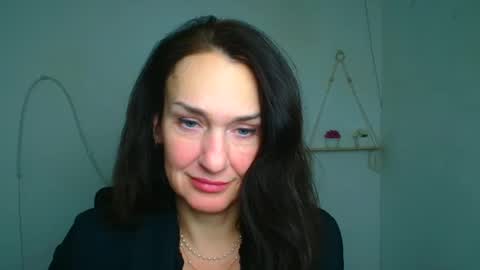 Snapshot of misskristyyy chatting on February 22, 1:42 pm Christina online show from February 22, 1:42 pm