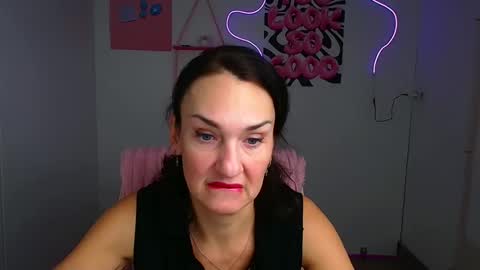 Snapshot of misskristyyy chatting on February 26, 12:26 pm Christina online show from February 26, 12:26 pm