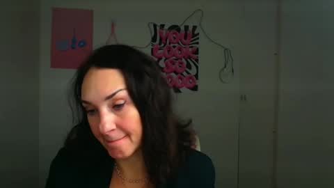 Snapshot of misskristyyy chatting on February 28, 12:17 pm Christina online show from February 28, 12:17 pm