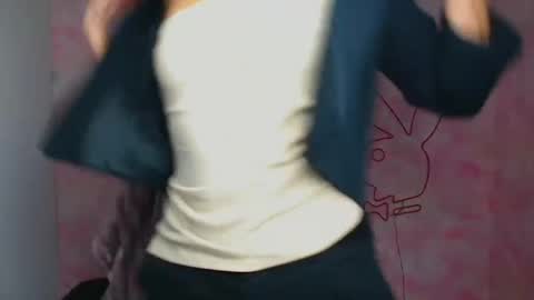 Snapshot of misskristyyy chatting on March 3, 12:11 pm Christina online show from March 3, 12:11 pm