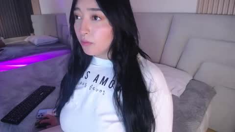 Miss Loise online show from November 18, 5:12 am