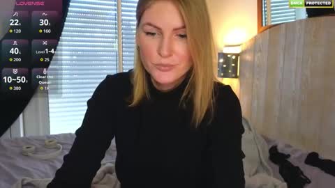 Misslucci online show from October 25, 12:13 pm