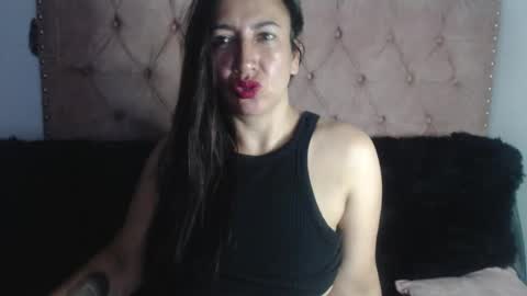 luccy online show from October 7, 11:35 pm