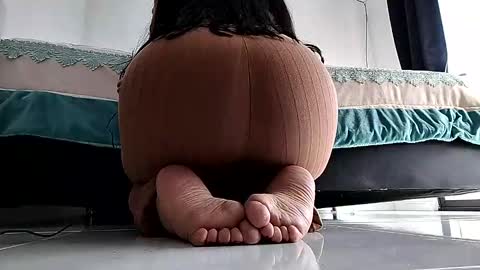 Snapshot of missmartinafeet chatting on February 17, 1:42 pm Martina online show from February 17, 1:42 pm