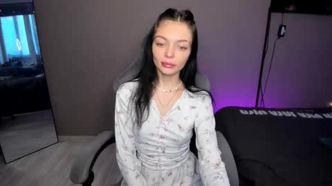 Mary online show from March 22, 6:17 am