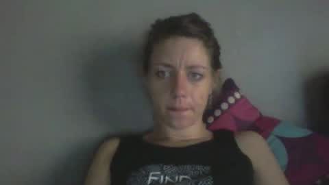 4bdn couple online show from December 19, 3:52 pm