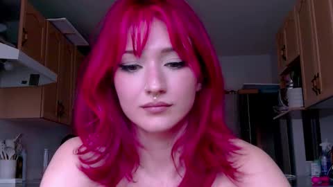 MissMGrey online show from March 18, 5:27 pm