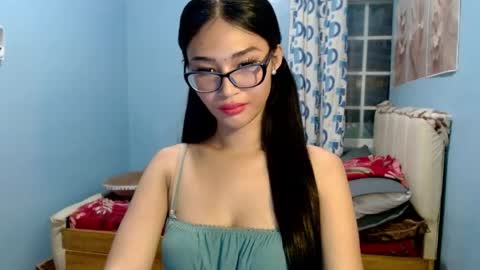 Snapshot of missminervaa chatting on June 25, 5:06 pm missminervaa online show from June 25, 5:06 pm