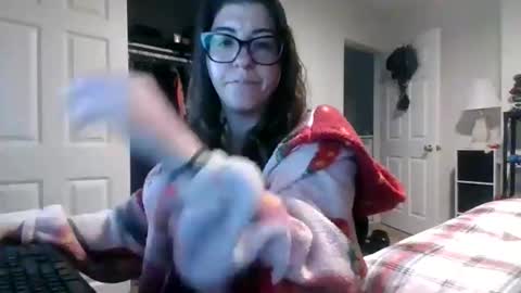 MissMona online show from April 2, 1:53 pm