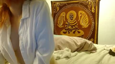 Snapshot of missmoonmagic13 chatting on March 2, 7:15 am Maxxx online show from March 2, 7:15 am